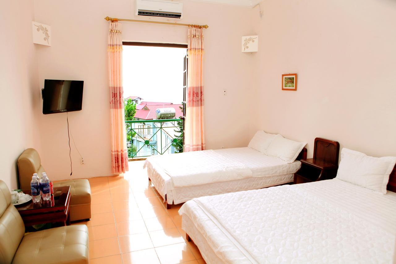 Khach San Cay Thong Hotell Tam Ðảo Exteriör bild